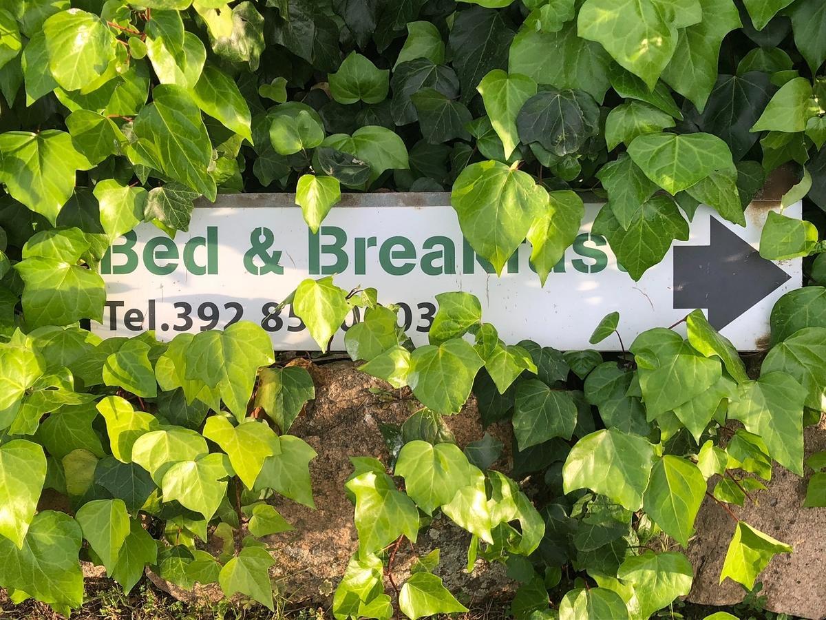 Farm Stay Gli Oleandri Loiri Porto San Paolo Eksteriør bilde